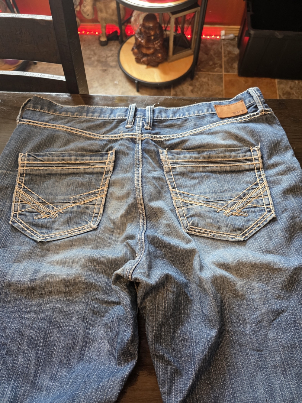 BKE Men's Seth  Bootcut Jeans in Medium Blue with Contrast Stitching Size 40